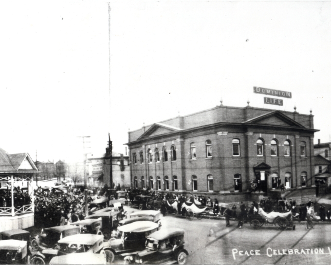 Waterloo Town Hall 1918
