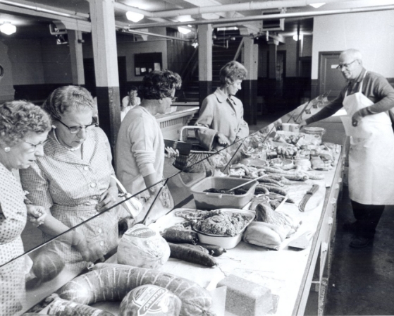 Farmers Market 1965 Interior