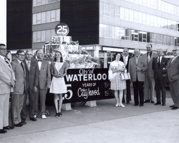 Waterloo Square 1973